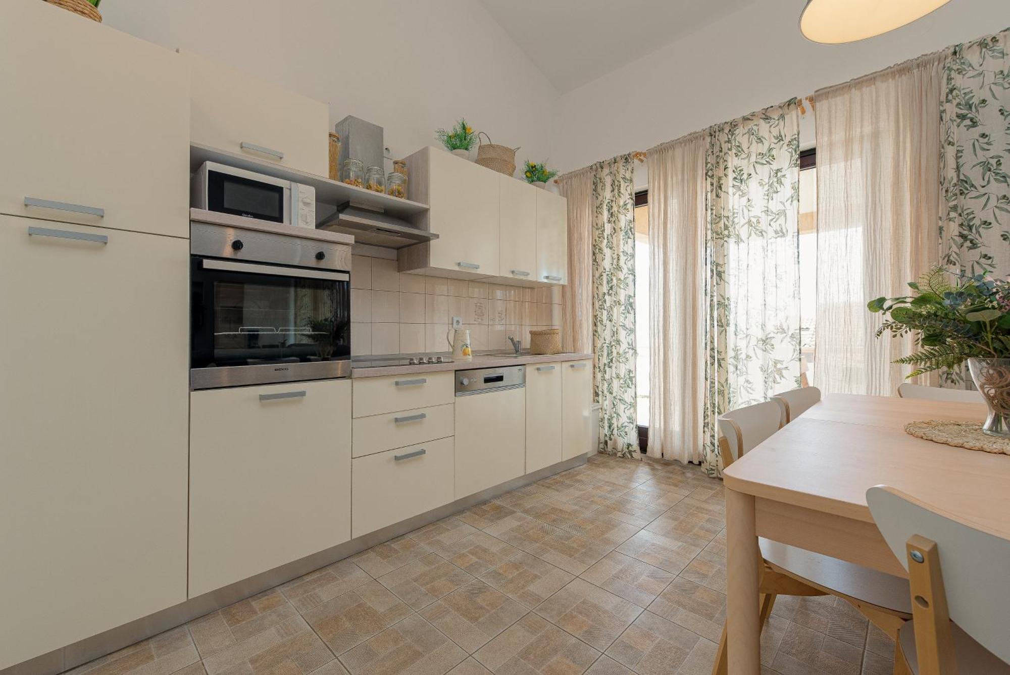 Apartment Tomislav ヴィル エクステリア 写真
